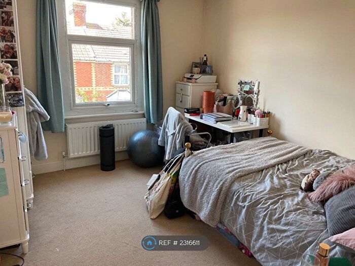 1 Bedroom Flat To Rent In St Martins Road, Canterbury, CT1
