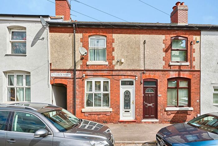 3 Bedroom Terraced House For Sale In Lincoln Road, Walsall, West Midlands, WS1