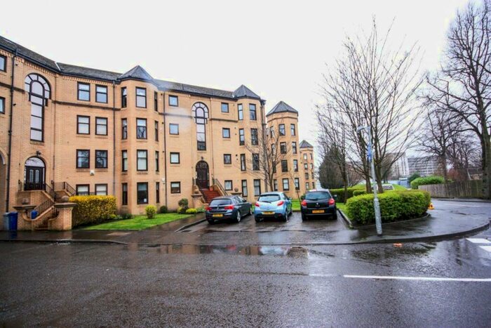 2 Bedroom Flat To Rent In D Hughenden Lane, G12
