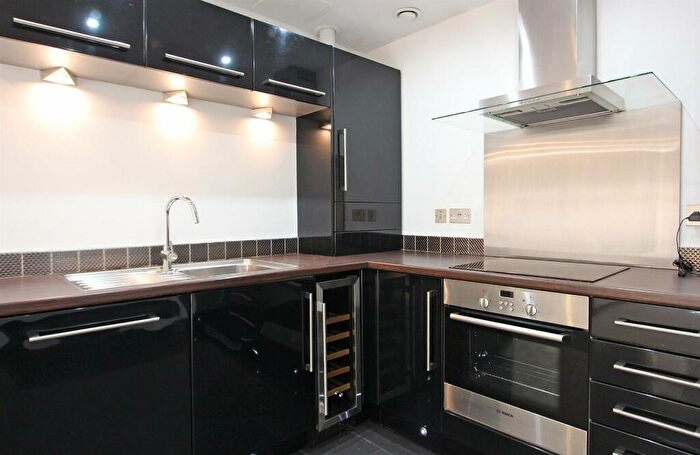 2 Bedroom Apartment To Rent In Kingswood, KT20