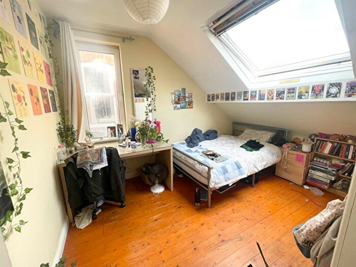 6 Bedroom Terraced House To Rent In **£pppw Excl Bills* Kimbolton Avenue, Lenton, - Uon, NG7