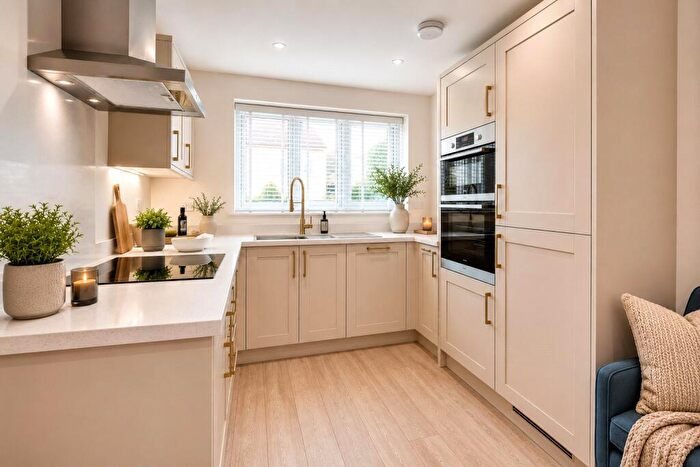 4 Bedroom Semi-Detached House For Sale In Colyton, Devon, EX24