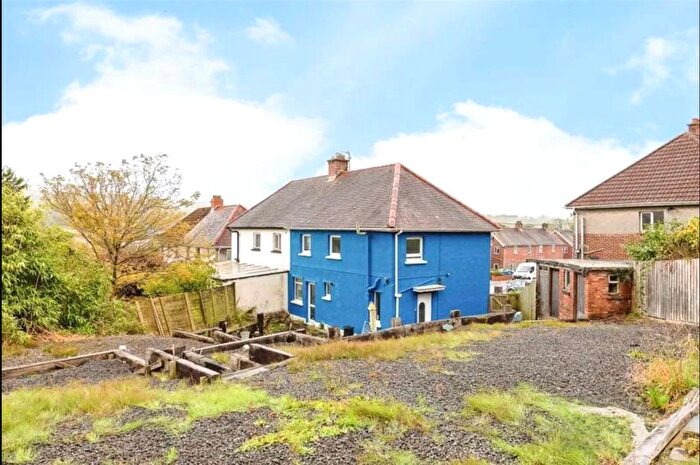 3 Bedroom Semi-detached House For Sale In Grugos Avenue, Pontyberem, Llanelli, Carmarthenshire, SA15