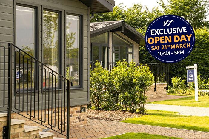 2 Bedroom Park Home For Sale In Merley House Lane, Ashington, Wimborne, BH21