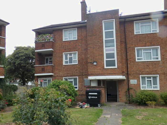 1 Bedroom Flat To Rent In Fryent Way, Kingsbury, NW9
