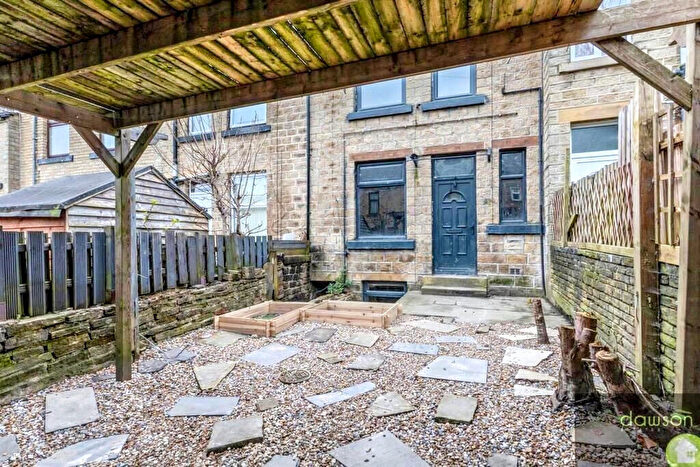 2 Bedroom Terraced House For Sale In Beech Street, Elland, West Yorkshire, HX5