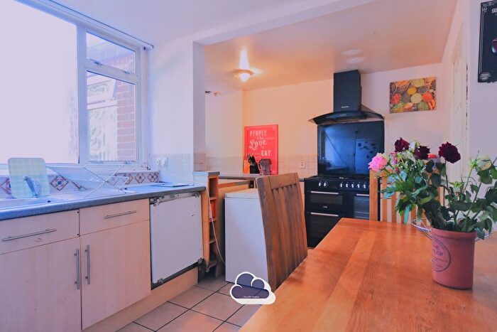 3 Bedroom End Terrace House For Sale In Olaf Place, Coventry, CV2