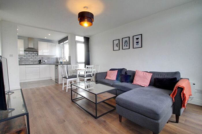 2 Bedroom Flat To Rent In High Point, Richmond Hill Road, Edgbaston, B15