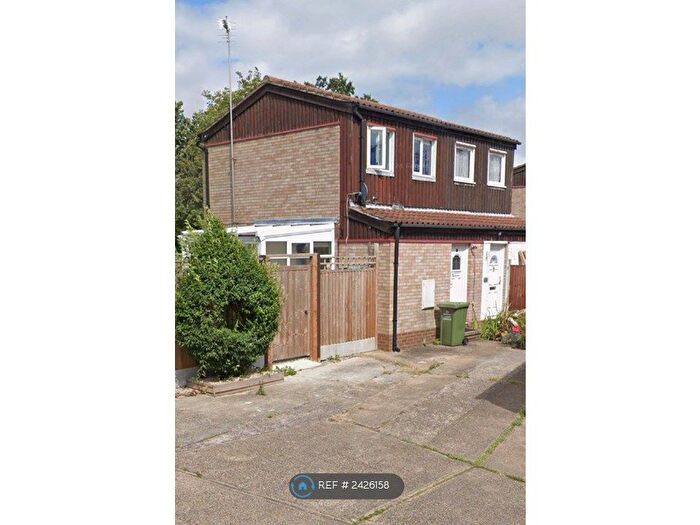 1 Bedroom Semi-Detached House To Rent In Snowdonia Close, Basildon, SS13