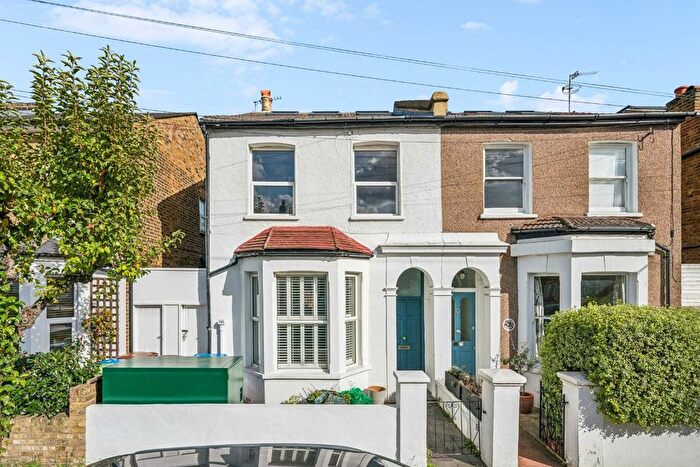 5 Bedroom Property For Sale In Crystal Palace Road, East Dulwich, SE22
