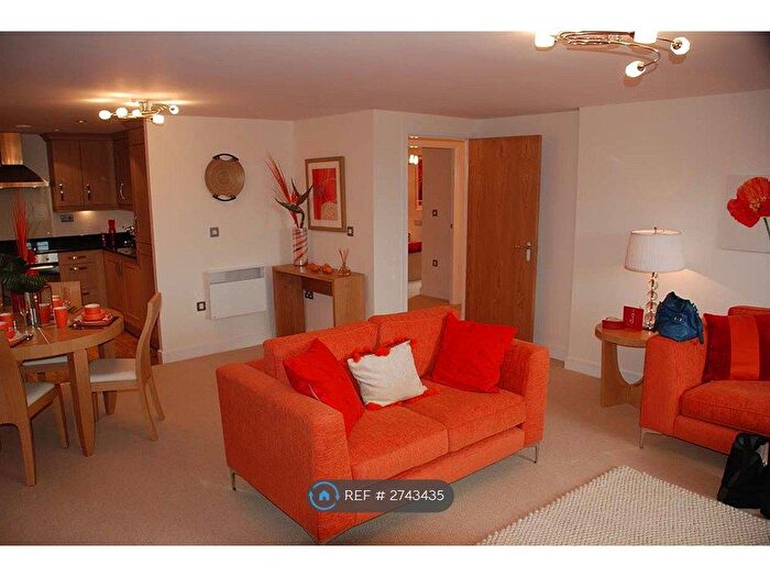 2 Bedroom Flat To Rent In Fitzwilliam Street, Bletchley Park, Milton Keynes, MK3