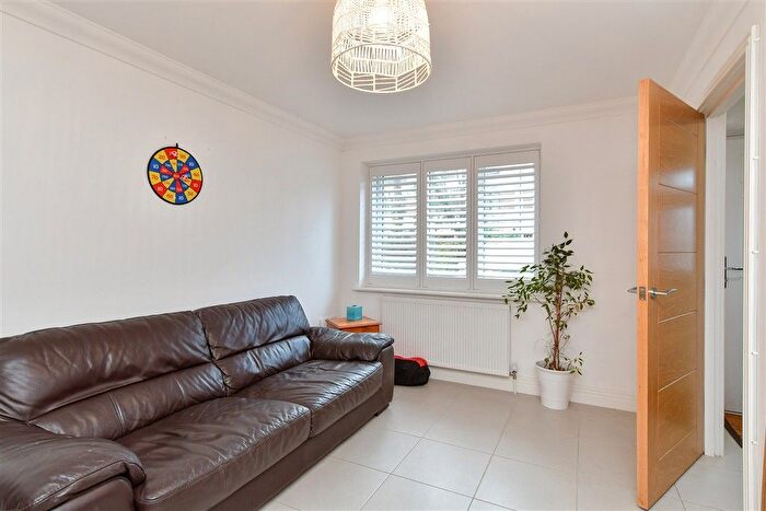 3 Bedroom Town House For Sale In Mulberry Gardens, Goring-By-Sea, Worthing, West Sussex, BN12