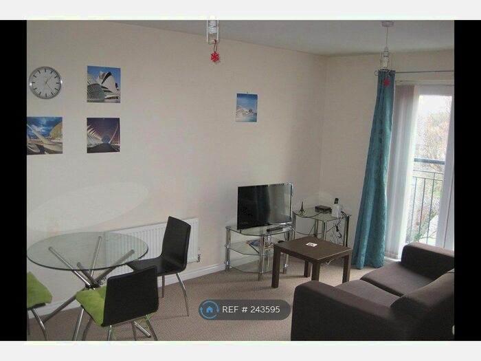 2 Bedroom Flat To Rent In Mater Close, Liverpool, L9
