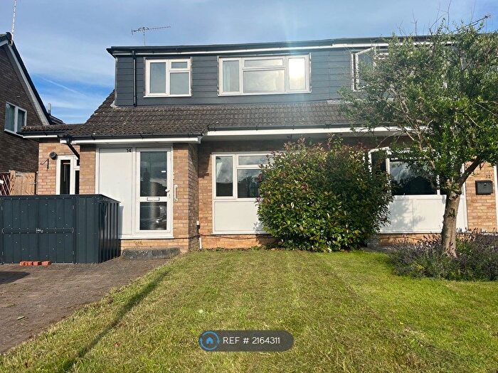 5 Bedroom Semi-Detached House To Rent In Broomfield Close, Guildford, GU3