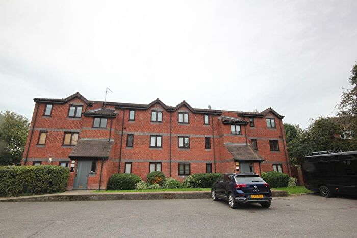 2 Bedroom Flat To Rent In Rouel Road, London, SE16