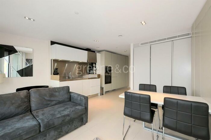 Flat To Rent In City Road London, EC1Y