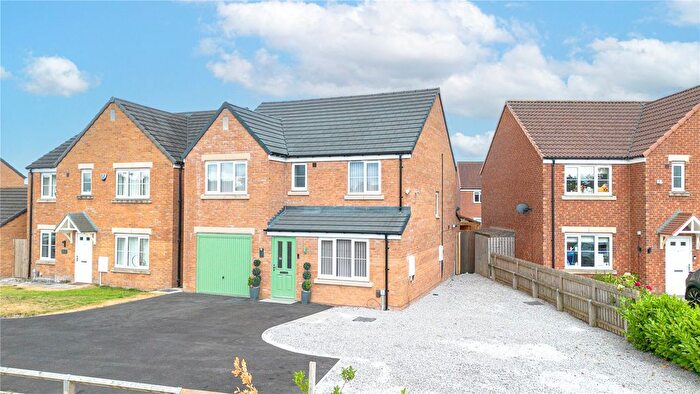 4 Bedroom Detached House For Sale In Ruby Street, Wakefield, West Yorkshire, WF1