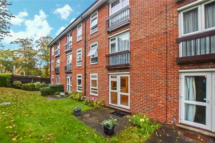 1 Bedroom Apartment To Rent In Maresfield, Croydon, CR0