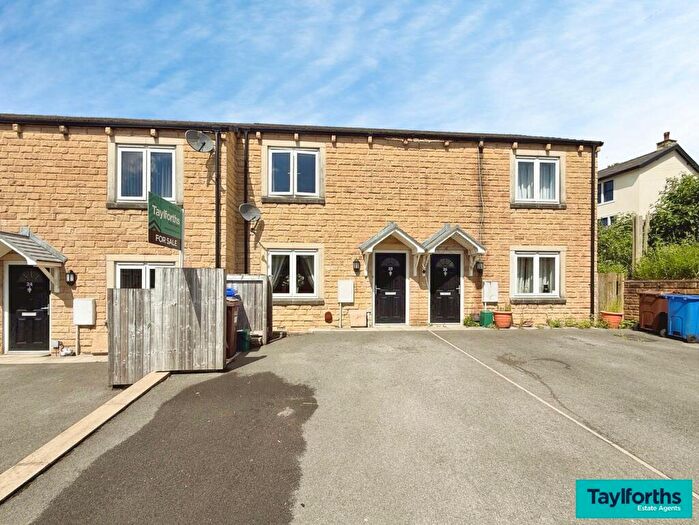 2 Bedroom Terraced House For Sale In Brindley Mews, Barnoldswick, BB18