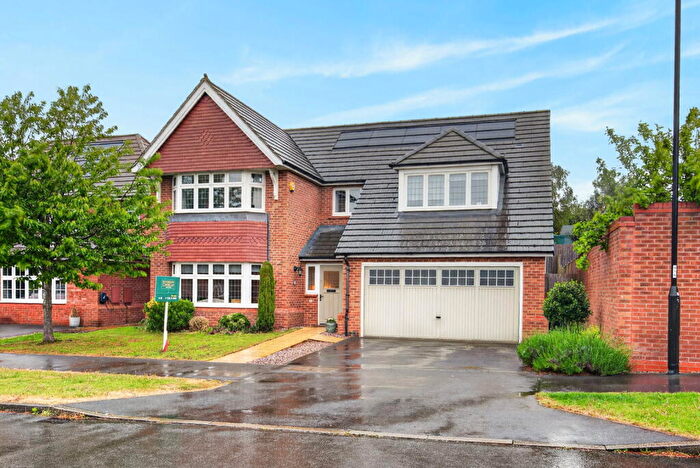 5 Bedroom Detached House For Sale In Manor Road, Barton Seagrave, NN15