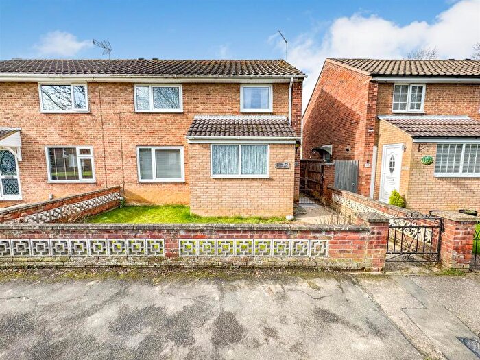 3 Bedroom Semi Detached House For Sale In Warminster Close, Corby, NN18