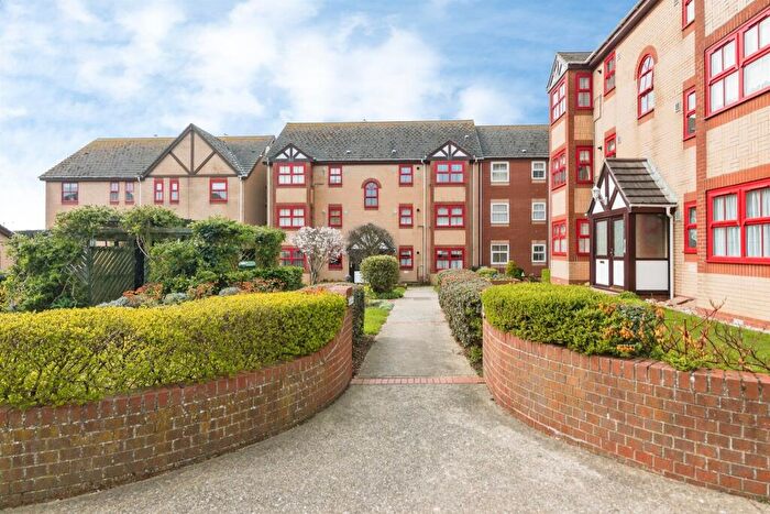 2 Bedroom Flat For Sale In Alexandra Road, Lowestoft, NR32
