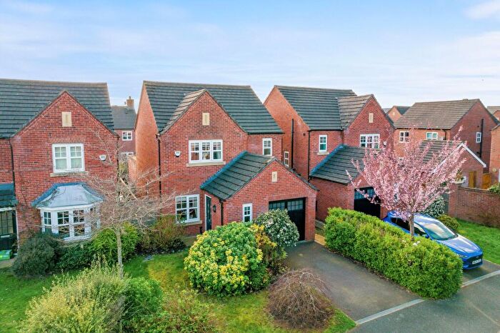 3 Bedroom Detached House For Sale In Starkey Close, Northwich, CW8