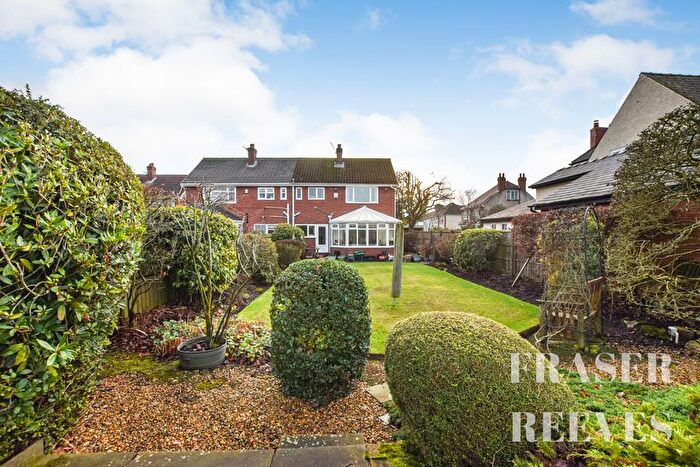 4 Bedroom Semi-detached House For Sale In Castle Hill, Newton-Le-Willows, WA12