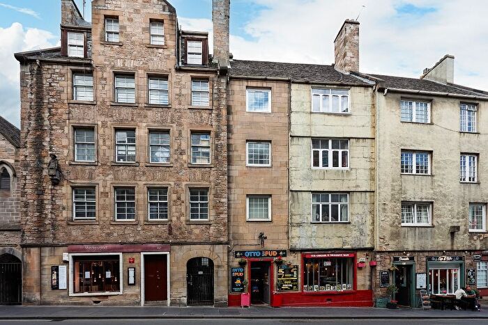 2 Bedroom Flat To Rent In Canongate, Old Town, Edinburgh, EH8
