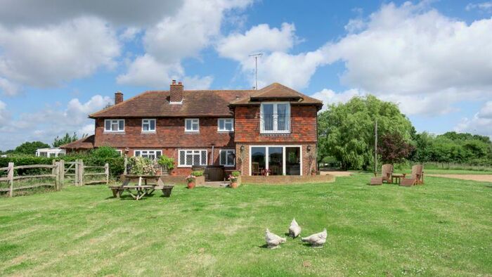 4 Bedroom Semi-Detached House For Sale In Brighton Road, Shermanbury, Horsham, West Sussex, RH13