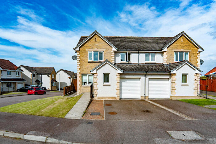 3 Bedroom Semi-Detached House For Sale In Greenwood Gardens, Inverness, IV2