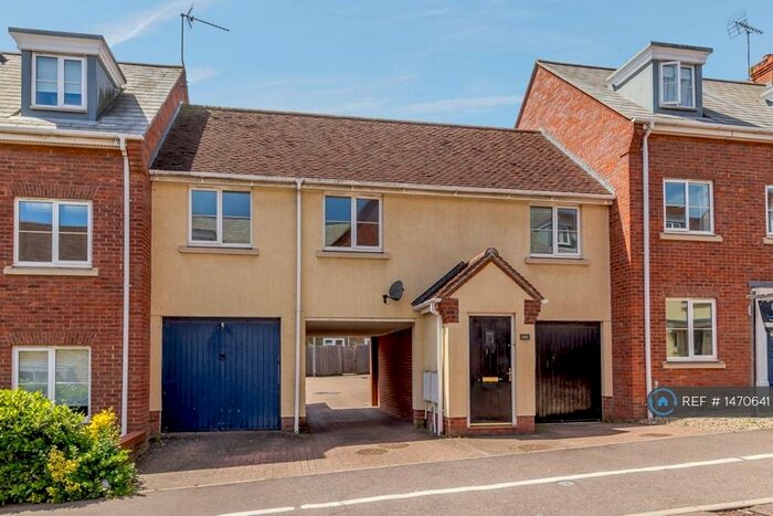 2 Bedroom Maisonette To Rent In Hakewill Way, Colchester, CO4