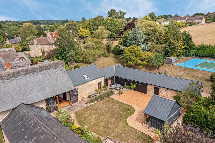 4 Bedroom Property For Sale In Common Street, Ravenstone, Olney, MK46