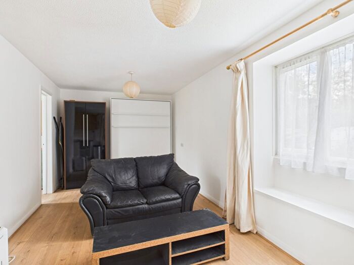 1 Bedroom Terraced House To Rent In Poppy Field, Lychpit, Basingstoke, RG24