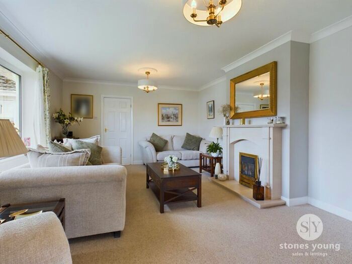 5 Bedroom Detached House For Sale In The Hazels, Wilpshire, Blackburn, BB1