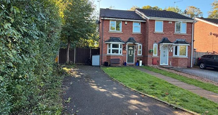 3 Bedroom Semi-Detached House For Sale In Northumberland Road, Coventry, West Midlands, CV1