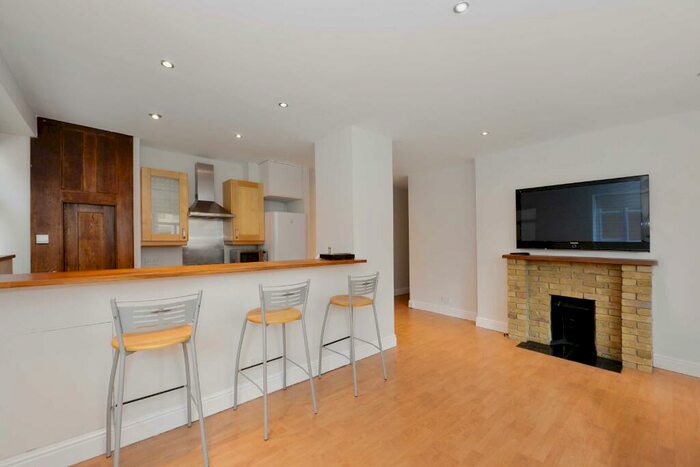 2 Bedroom Apartment To Rent In St Edmunds Court, St Edmund's Terrace, St Johns Wood, London, NW8