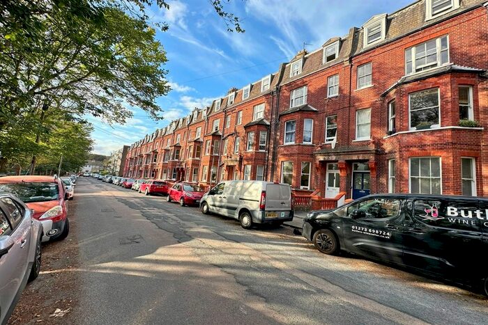 1 Bedroom Flat To Rent In Flat, College Terrace, Brighton, East Sussex, BN2