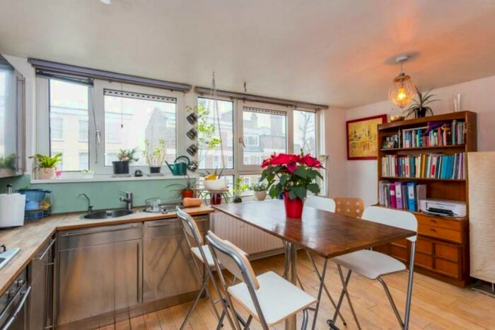 1 Bedroom Apartment To Rent In Warltersville Mansions, Warltersville Road, London, N19