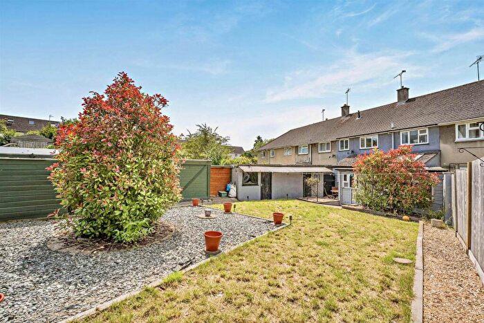 4 Bedroom Terraced House For Sale In The Green, Cirencester, GL7