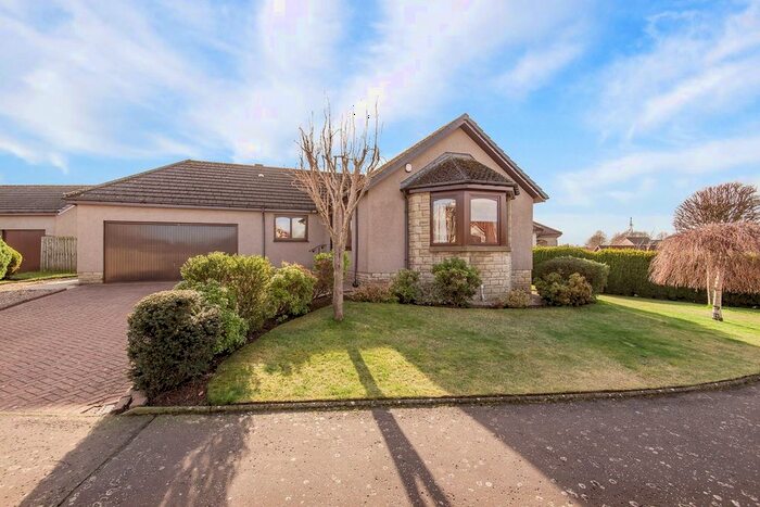 3 Bedroom Bungalow For Sale In Hogarth Drive, Cupar, KY15