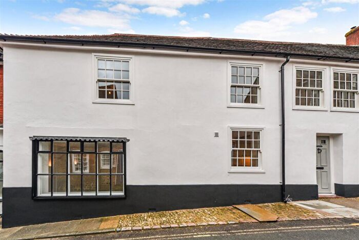 3 Bedroom House To Rent In Sheep Lane, Midhurst, GU29