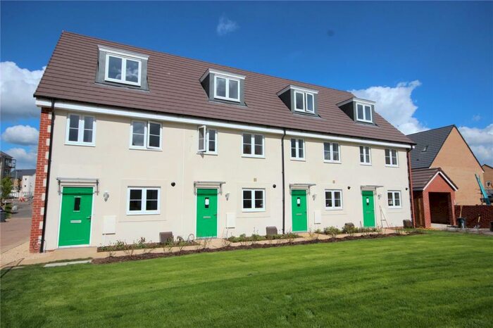 3 Bedroom House To Rent In Rowan Drive, Lyde Green, Bristol, BS16