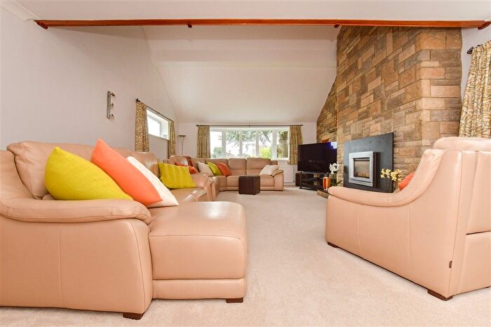 5 Bedroom Detached House For Sale In Bridleway, Whitfield, Dover, Kent, CT16