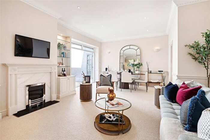 1 Bedroom Flat To Rent In Vicarage Gate, London, W8