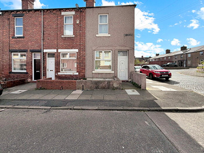 2 Bedroom End Of Terrace House For Sale In Priory Road, Carlisle, CA2