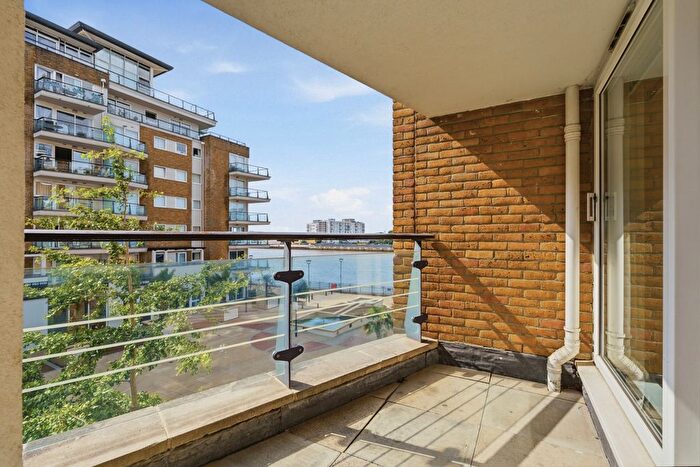 1 Bedroom Flat For Sale In Dolphin House, Dolphin House, Smugglers Way, Wandsworth, SW18
