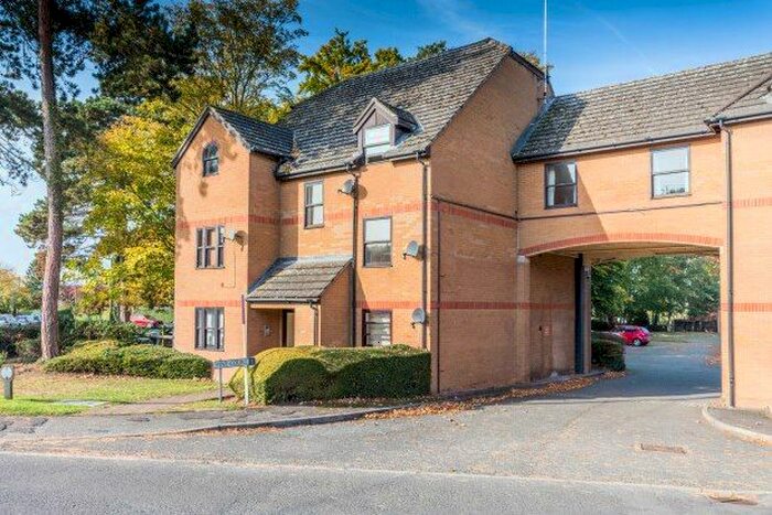 1 Bedroom Flat To Rent In Pine Court, Cambridge, CB24