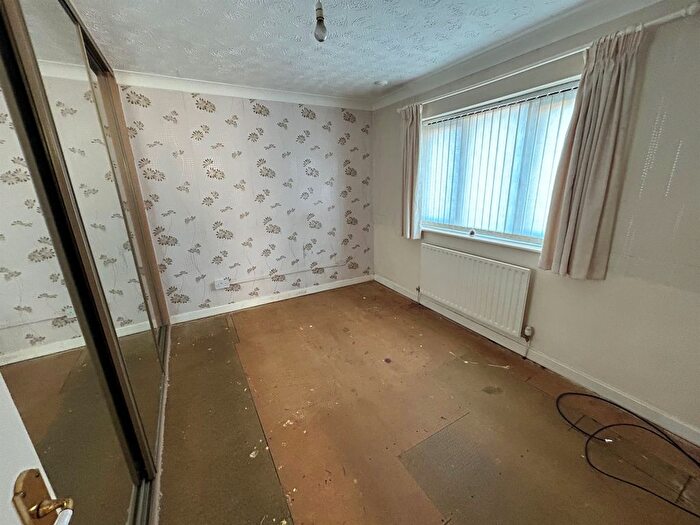 3 Bedroom Detached House For Sale In Fieldfare Drive, St. Mellons, Cardiff, CF3