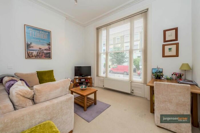 1 Bedroom Flat To Rent In Stanlake Road, Shepherds Bush, London, W12